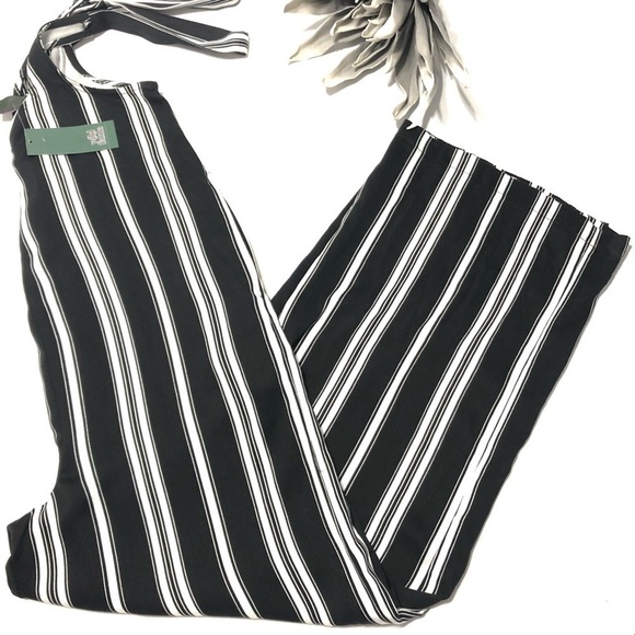 WILD FABLE Black & White Striped Jumpsuit - Picture 3 of 7